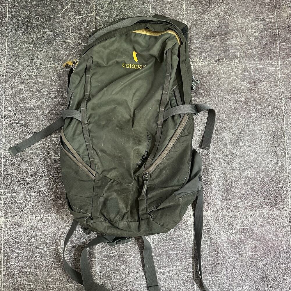 Men's Cotopaxi Dark Shadow Gray 16L Technical Hiking Day Pack Camping Backpack